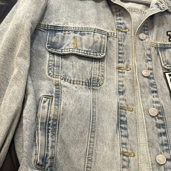 Jean jacket - Picture 7 of 7